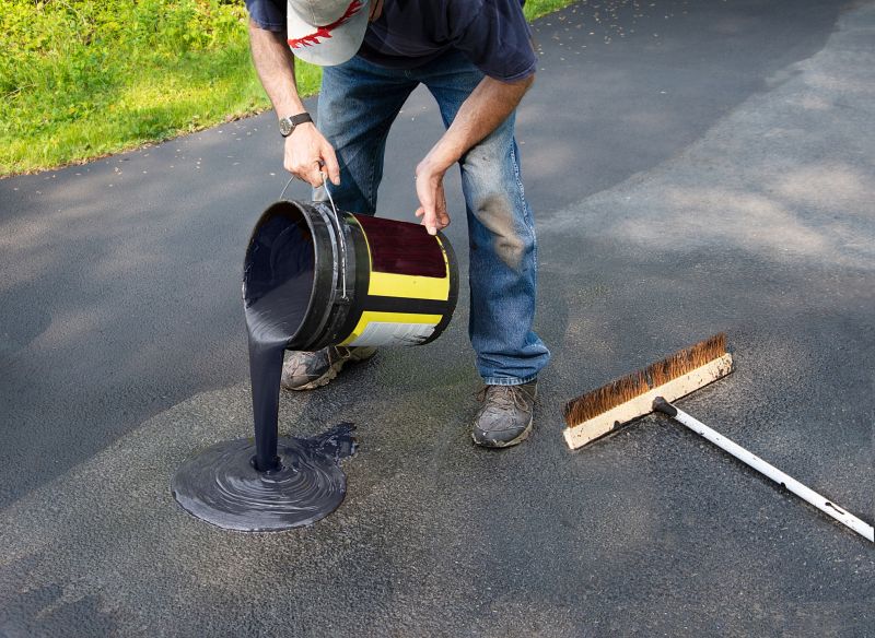 How Weather Conditions Affect Commercial Asphalt Sealing Results