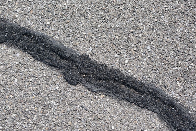 Asphalt Sealing in Miami Dade County, FL